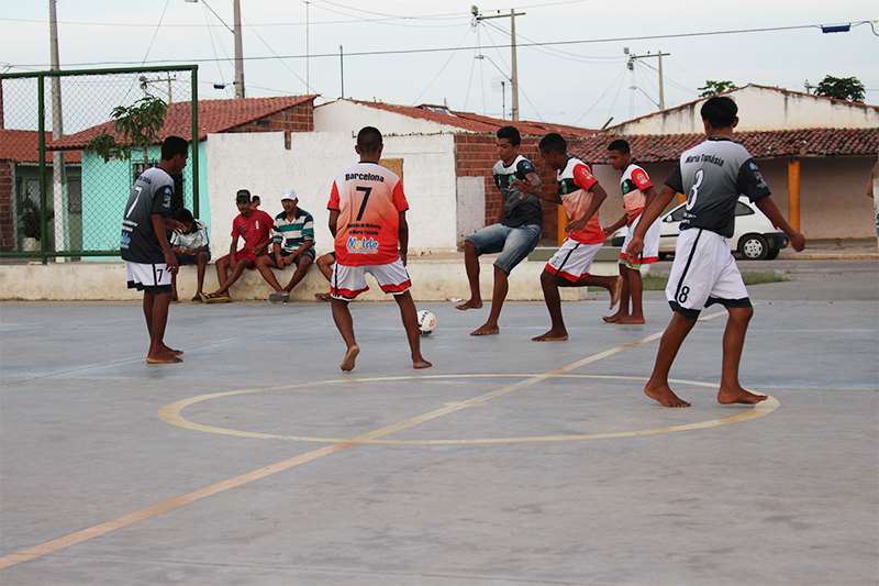 Fotball er fortsatt viktig for ungdom i Fortaleza. Her fra et Kirkens Nødhjelp-støttet fotballprosjekt. Foto: Arne Dale / Kirkens Nødhjelp.