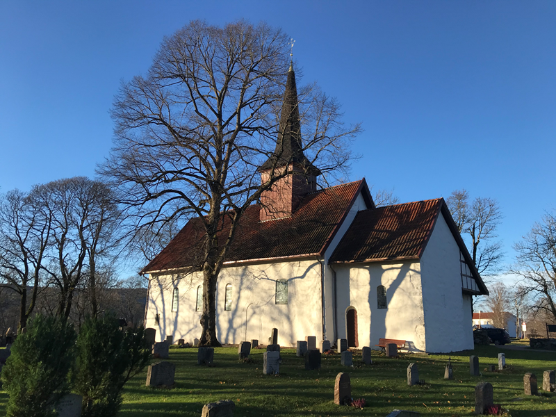hvit kirke i Norge