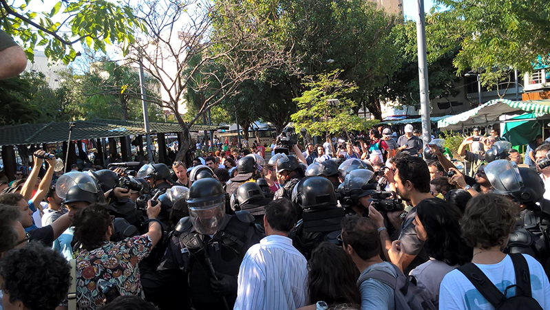 Bolsonaro ønsker å gi politiet store fullmakter i kampen mot kriminalitet