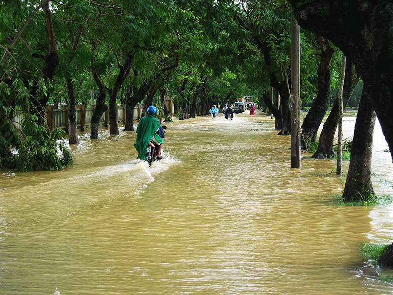Fra flommen i Sørøst-Asia i 2009. Foto: Ingunn Gihle / Kirkens Nødhjelp.