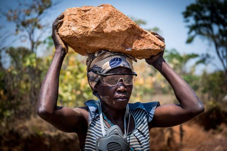 Susan Kalumba is a silica miner in Zambia